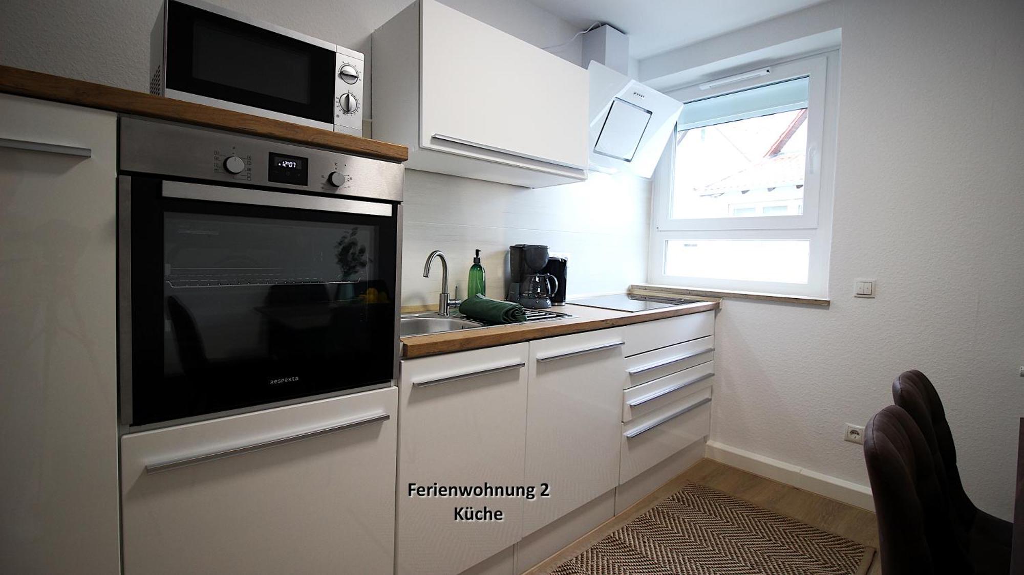3 Zimmerwohnung In Naehe Uniklinik, Free Parking *
